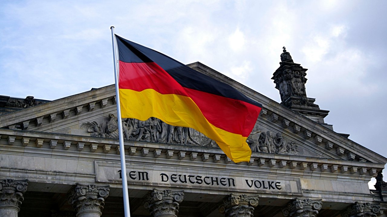 Discover all you need to know about the Schengen Germany visa: German visa requirements, application process, and travel tips for your trip to Germany.