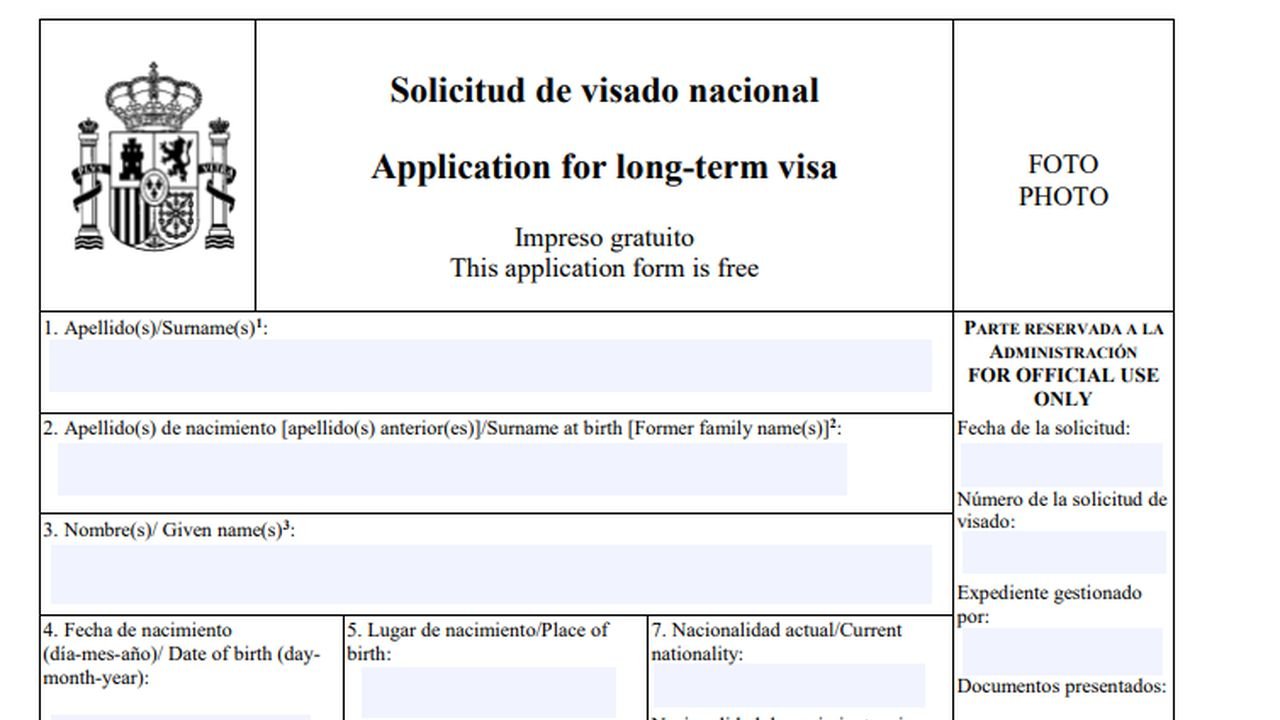 Required documents for the Spain freelancer visa.