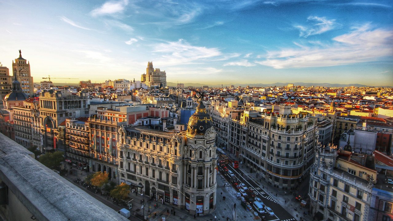 Explore Spain Digital Nomad Visa: Work remotely in sunny Spain with a flexible visa for non-EU/EEA nationals. Apply today!.