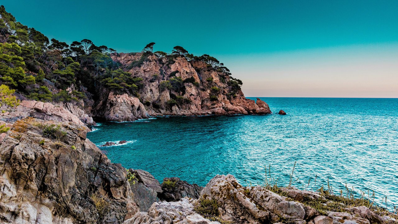 Planning a trip to Spain? Learn how to get your Schengen visa fast with this complete 2025 guide for stress-free travel.