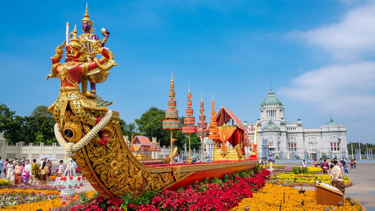 Discover the Thailand visa application process with this step-by-step guide. Learn how to apply for a Thai visa and travel hassle-free to the Land of Smiles.