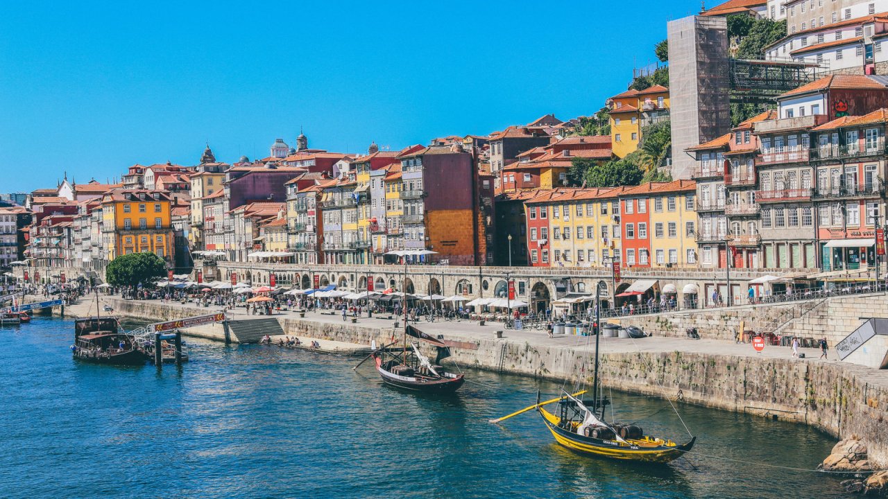 Work remotely from Portugal with ease. Learn how the Portugal Digital Nomad Visa lets you live, travel, and thrive in Europe.